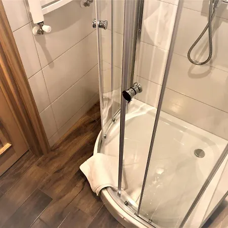 Privatunterkunft Mietusi Dwor