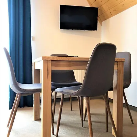 Privatunterkunft Mietusi Dwor *