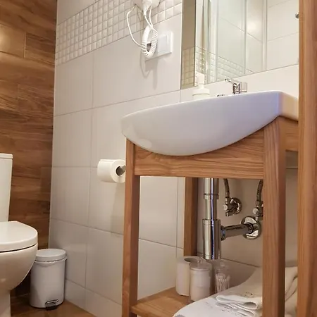Privatunterkunft Mietusi Dwor