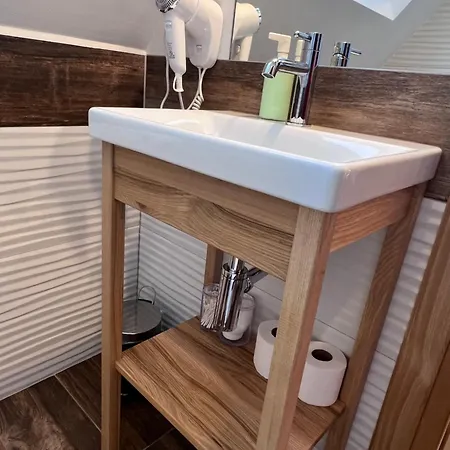 Mietusi Dwor * Ζακοπάνε